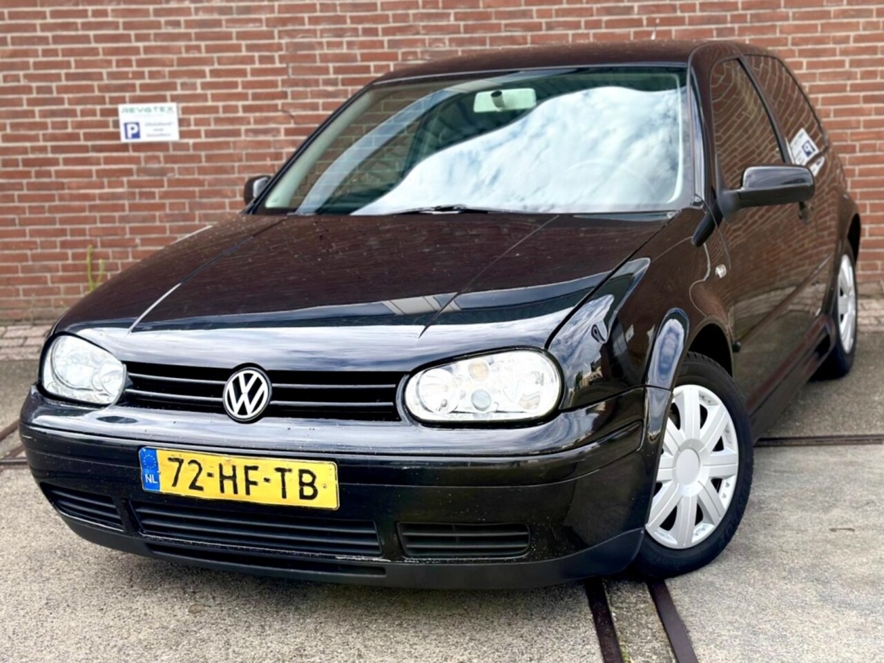 Volkswagen Golf - 2.0 Highline 2.0 Highline - AutoWereld.nl