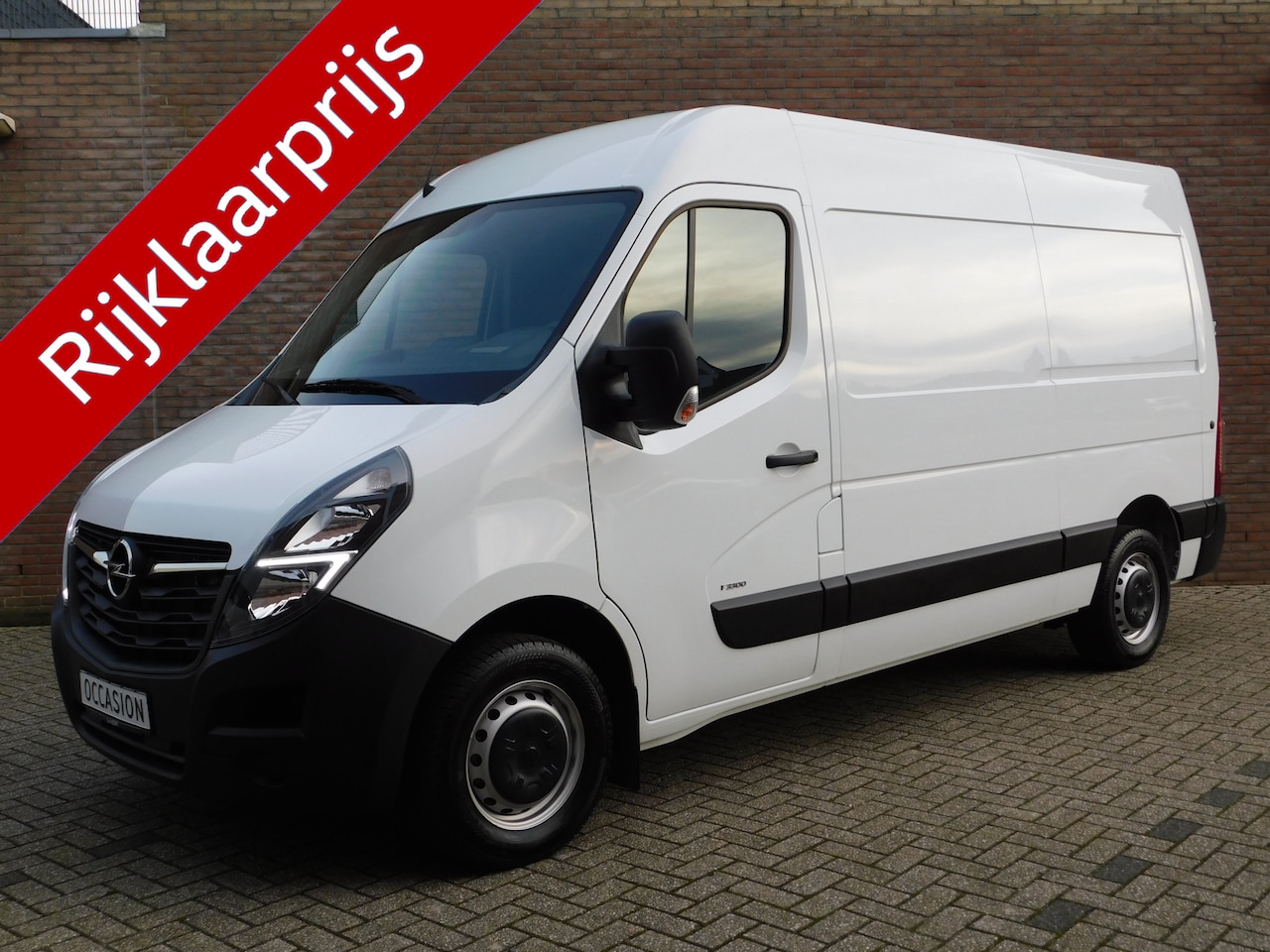 Opel Movano - 2.3 Turbo L2H2 NAVIGATIE / 6900 KM !!!!! TREKGEWICHT 2500KG !!!! - AutoWereld.nl