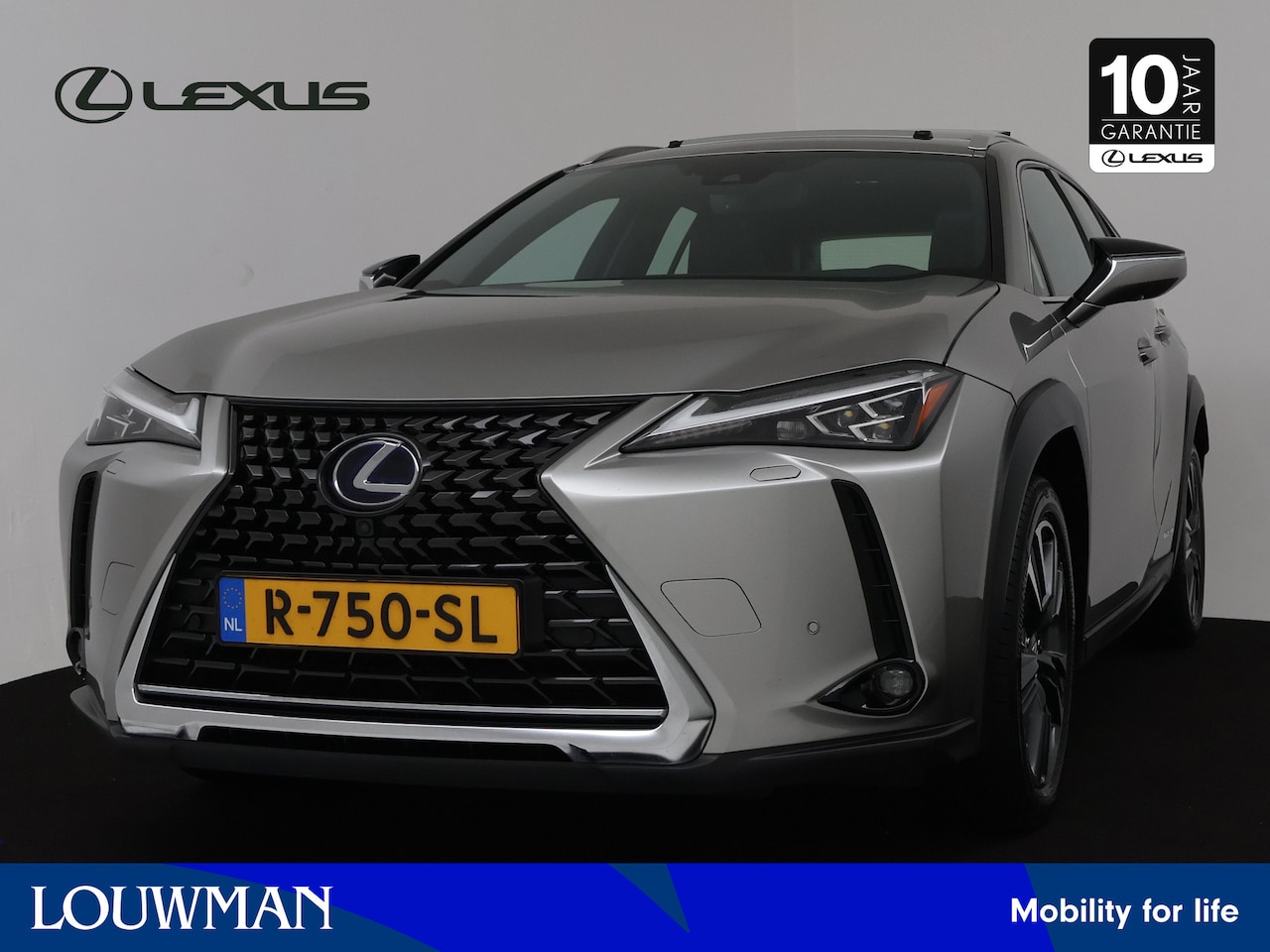 Lexus UX - 250h Executive Line Limited - AutoWereld.nl