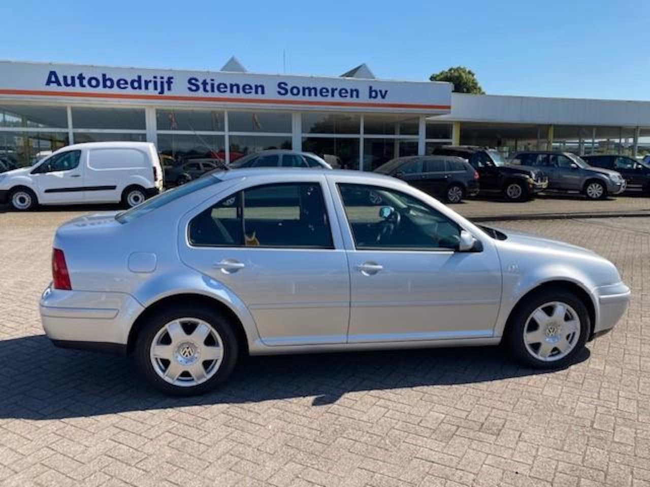 Volkswagen Bora - 1.9 TDI Highline 1.9 TDI Highline - AutoWereld.nl