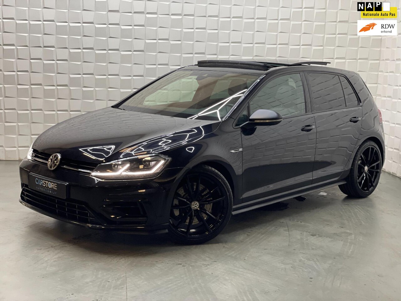 Volkswagen Golf - 2.0 TSI 4Motion R MEMORY CAMERA KEYLESS - AutoWereld.nl