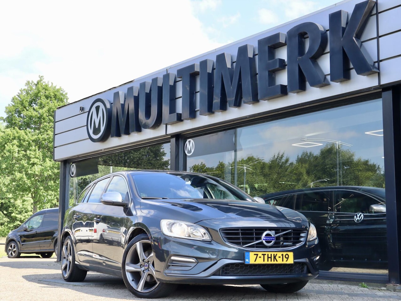 Volvo V60 - 1.6 T3 R-Design Automaat - AutoWereld.nl