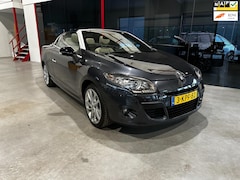 Renault Mégane coupé cabriolet - 1.5 dCi Privilège / AUTOMAAT / NAVI / CLIMA / PANO DAK /CRUISE / PDC / LEDER /