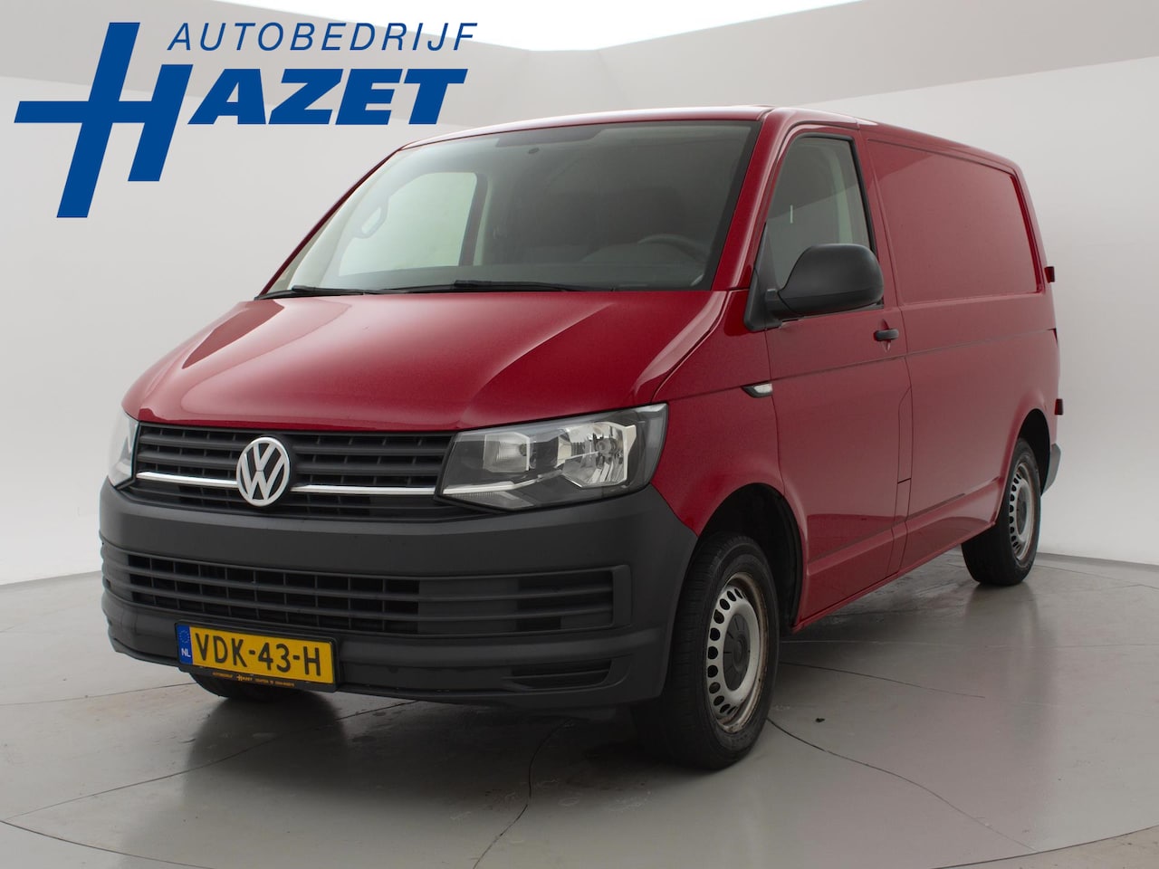 Volkswagen Transporter - 2.0 TDI L1H1 EURO 6 + TREKHAAK / AIRCO / BLUETOOTH - AutoWereld.nl