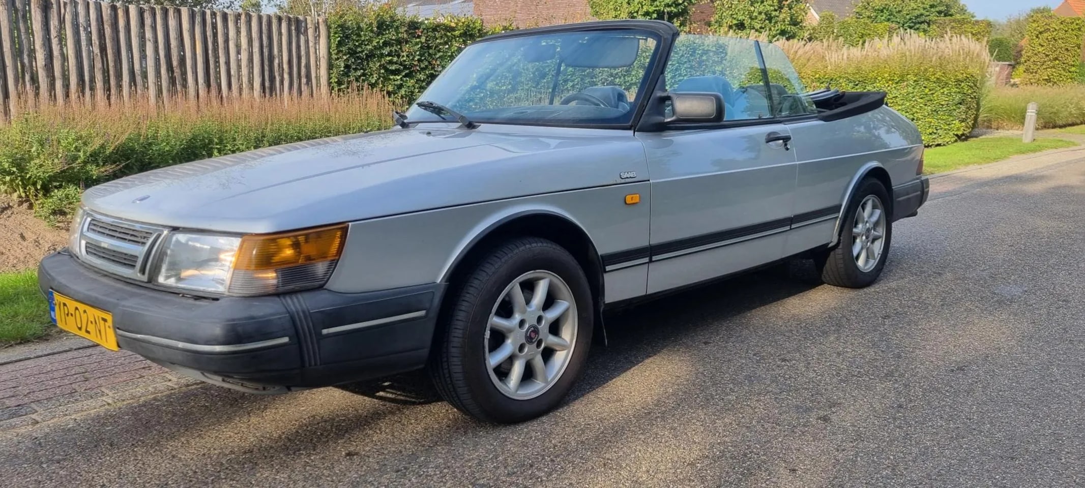 Saab 900 Cabrio - 2.0 Apk 10-25 BJ 1990 - AutoWereld.nl