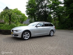 BMW 3-serie Touring - 318d High Executive Aut.Xenon.Clima.ElekTrekhaak.HeadUp