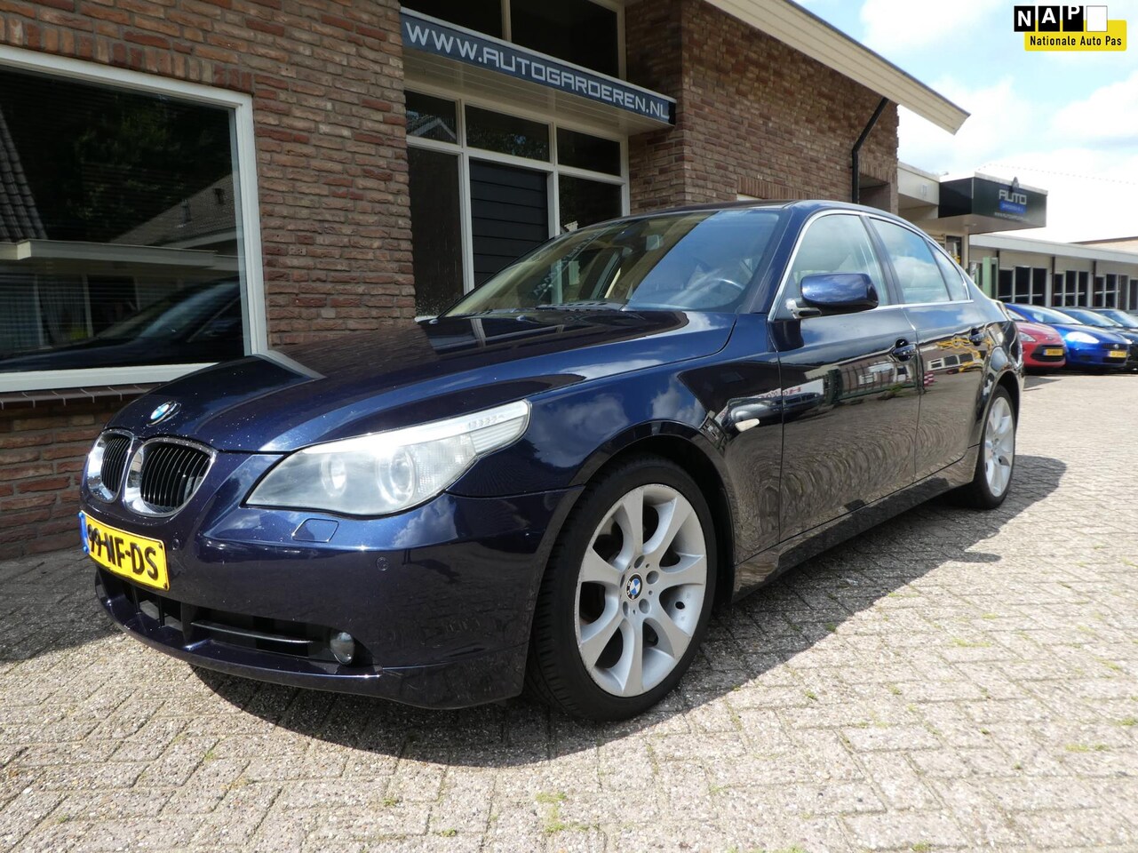 BMW 5-serie - 530i Executive Automaat / Leder / Navi - AutoWereld.nl