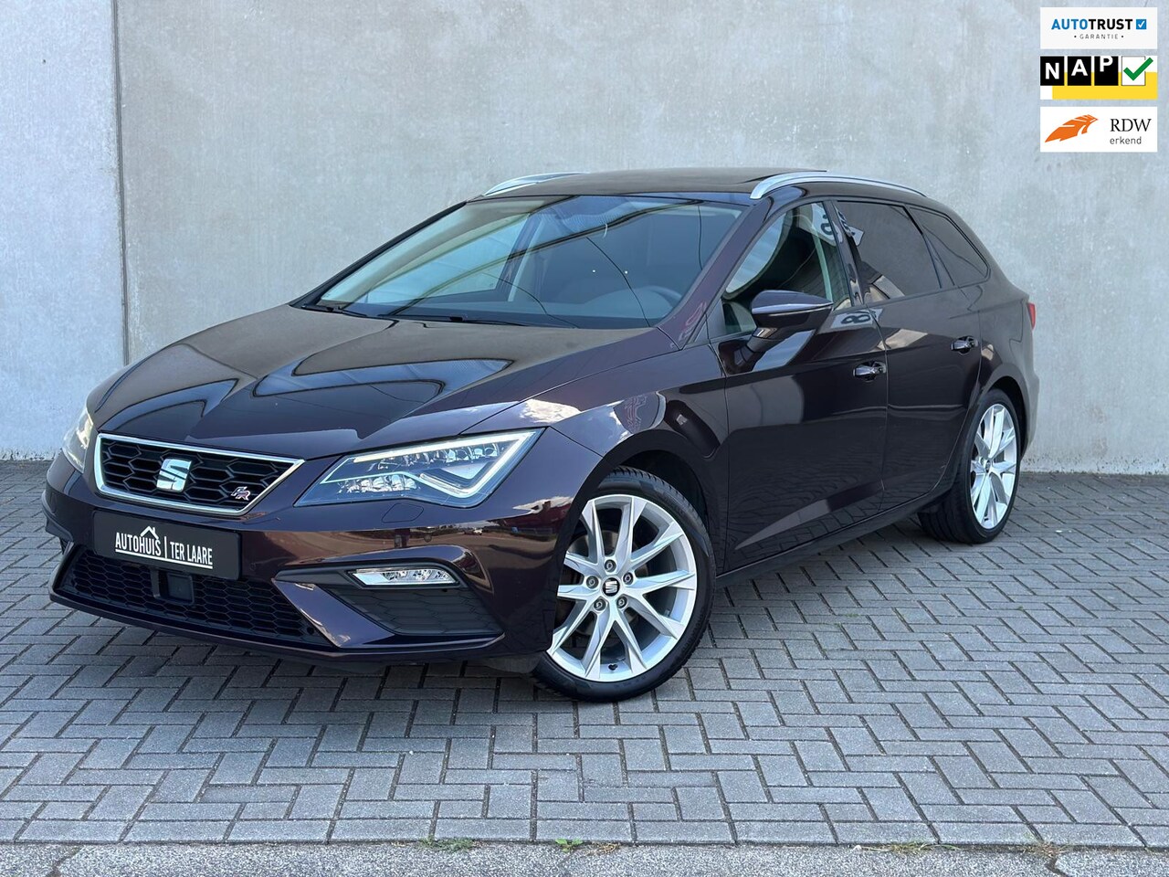 Seat Leon ST - FR 1.4 EcoTSI Pano Carplay Camera 18'' Garantie - AutoWereld.nl