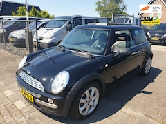 MINI One - 1.6 Pepper panoramadak leer alle onderhouds