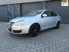 Volkswagen Jetta - 1.6 Trendline