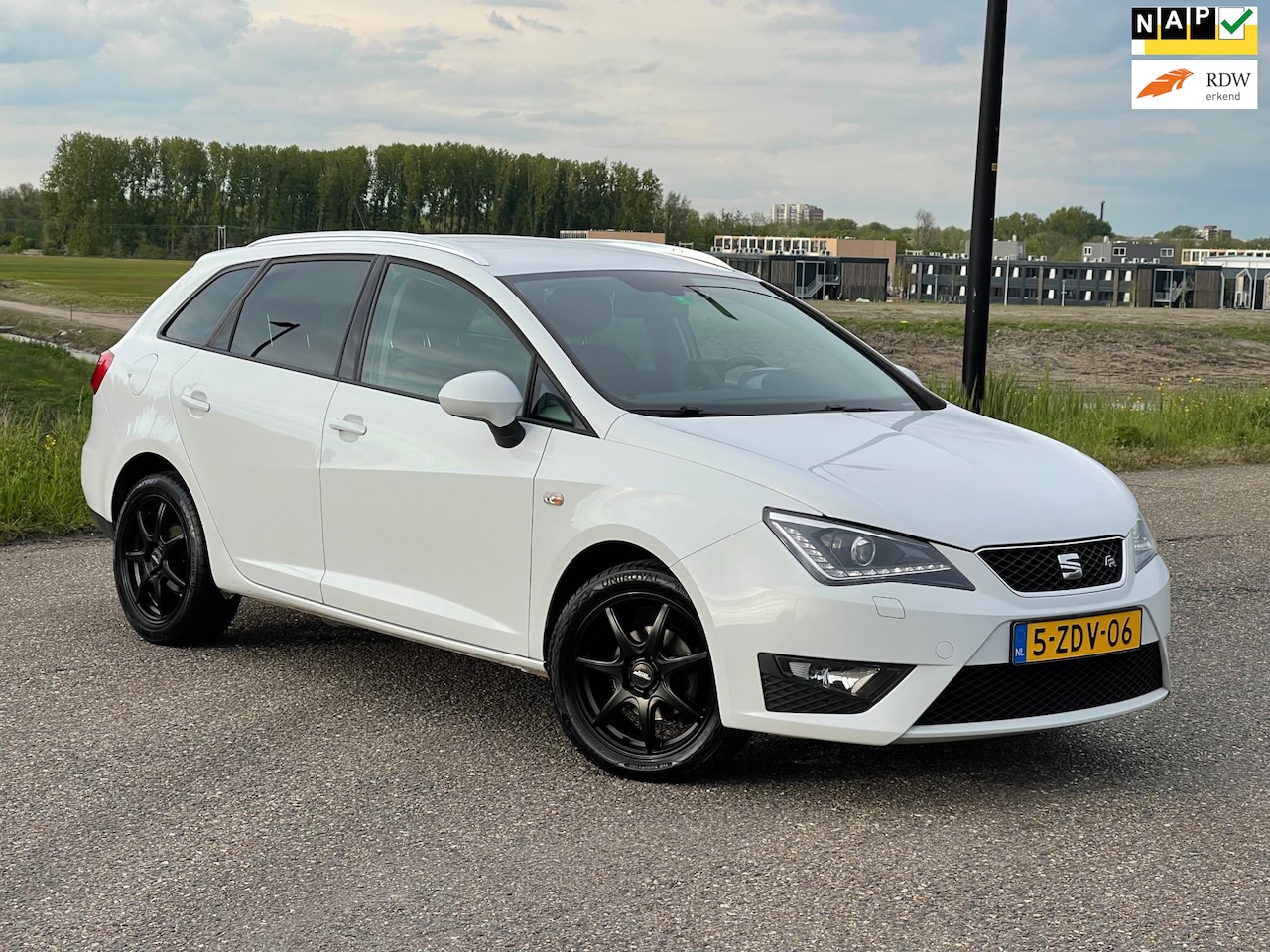 Seat Ibiza ST - 1.2 TSI FR Dynamic 1e Eignr/Dealr Onderh/Xenon/Navi/Clima/Lmv/Nap/Boekjes - AutoWereld.nl