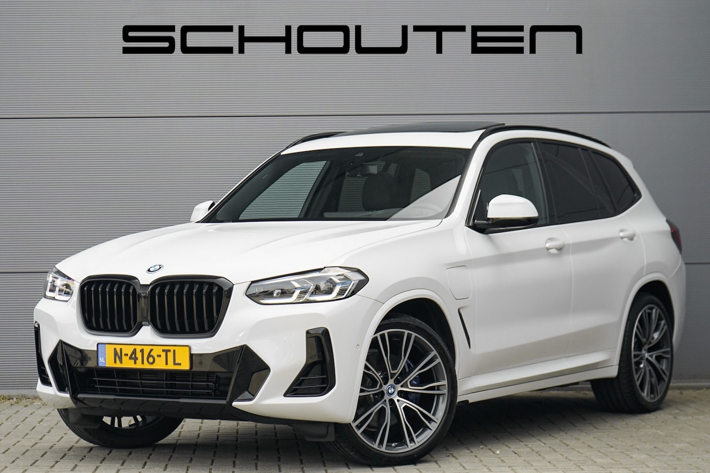 BMW X3 - xDrive30e Business Ed. M-Sport Pano Trekhaak HUD Laser Memory Seats - AutoWereld.nl