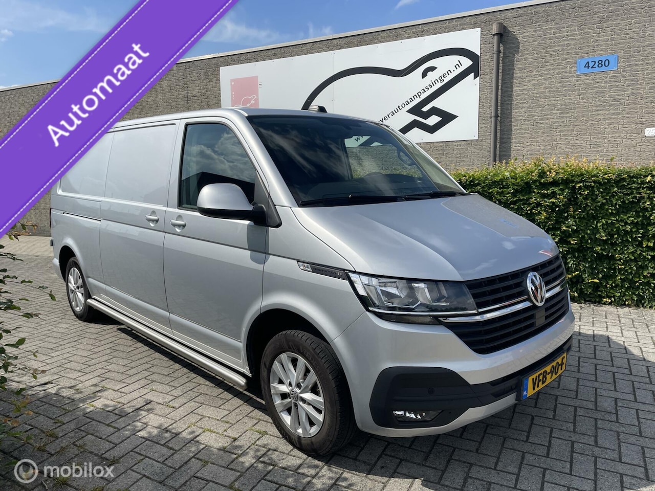 Volkswagen Transporter - 2.0 TDI L2H1 2.0 TDI 150 pk L2H1 - AutoWereld.nl