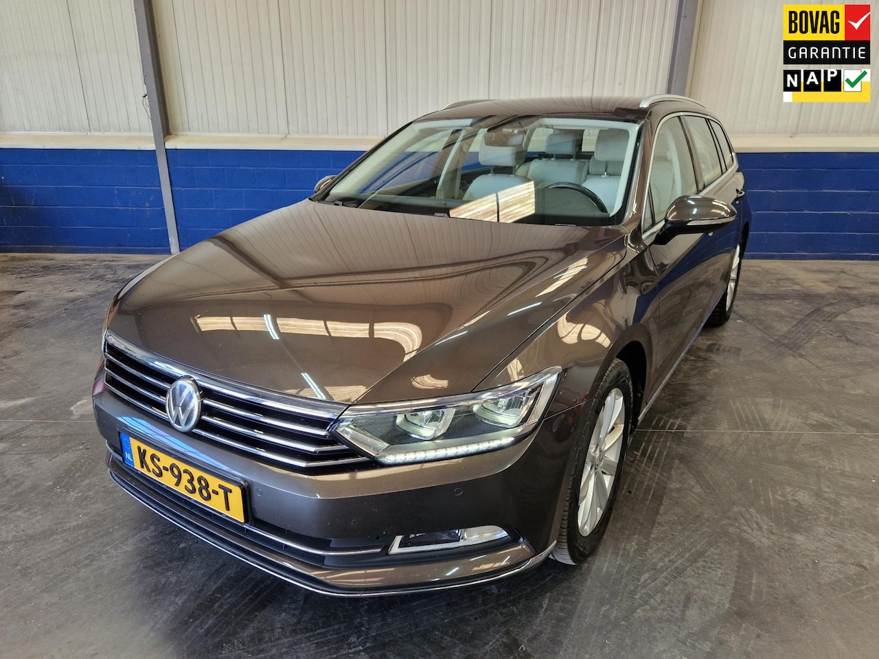 Volkswagen Passat Variant - 1.4 TSI ACT Business Edition R 1.4 TSI ACT Business Edition R - AutoWereld.nl