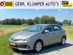 Toyota Auris - 1.8 Hybrid Aspiration Dealer oh., Navi, NL auto,