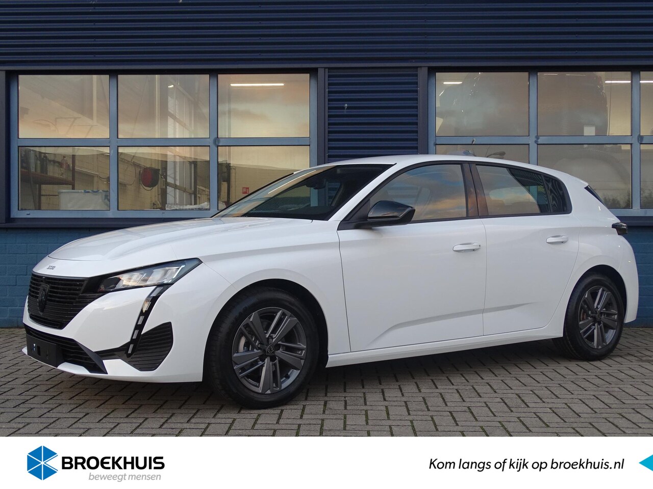 Peugeot 308 - 1.2 PureTech Active Pack Business EAT8 Automaat ,Trekhaak, navigatie, stoelverwarming , cl - AutoWereld.nl