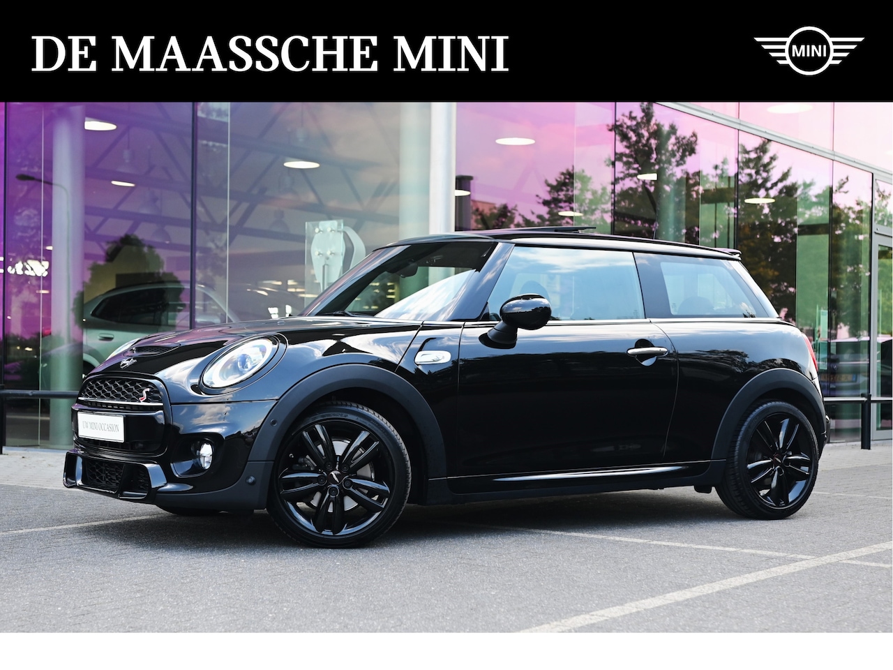 MINI John Cooper Works - Hatchback S JCW Trim Automaat / Panoramadak / Comfort Acces / Apple Carplay / Navigatie Pl - AutoWereld.nl