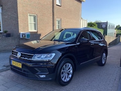 Volkswagen Tiguan - 1.5 TSI Comfortline Business