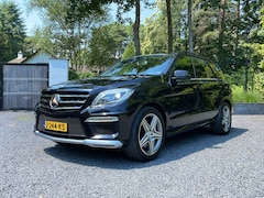 Mercedes-Benz M-klasse - AMG 63 V8-4MATIC *SCHUIF/KANTELDAK*XENON*LEDER*NAVI*CAMERA*DISTRONIC*LUCHTVERING*SFEERVERL