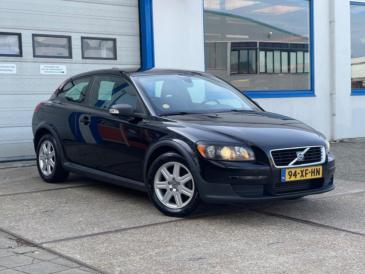 Volvo C30 - 2.0D Kinetic Airco/Cruise/Lmv/Trekhaak/Nap/Boekjes - AutoWereld.nl