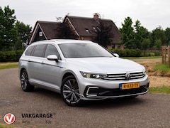 Volkswagen Passat Variant - 1.4 TSI PHEV GTE Business | Camera | Apple Carplay | Cruise Control | Trekhaak |