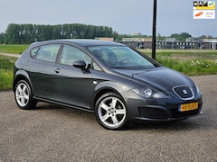 Seat Leon - 1.6 TDI Ecomotive Reference Dealer Ondrh/Airco/Cruise/Lmv/Nap/Boekjes