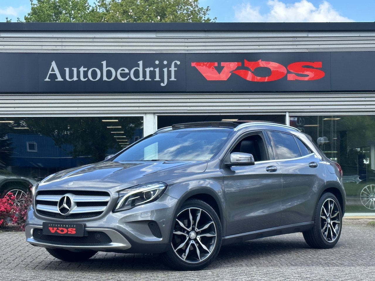 Mercedes-Benz GLA-Klasse - 200 Ambition | Panodak | Camera | Xenon | Navi - AutoWereld.nl