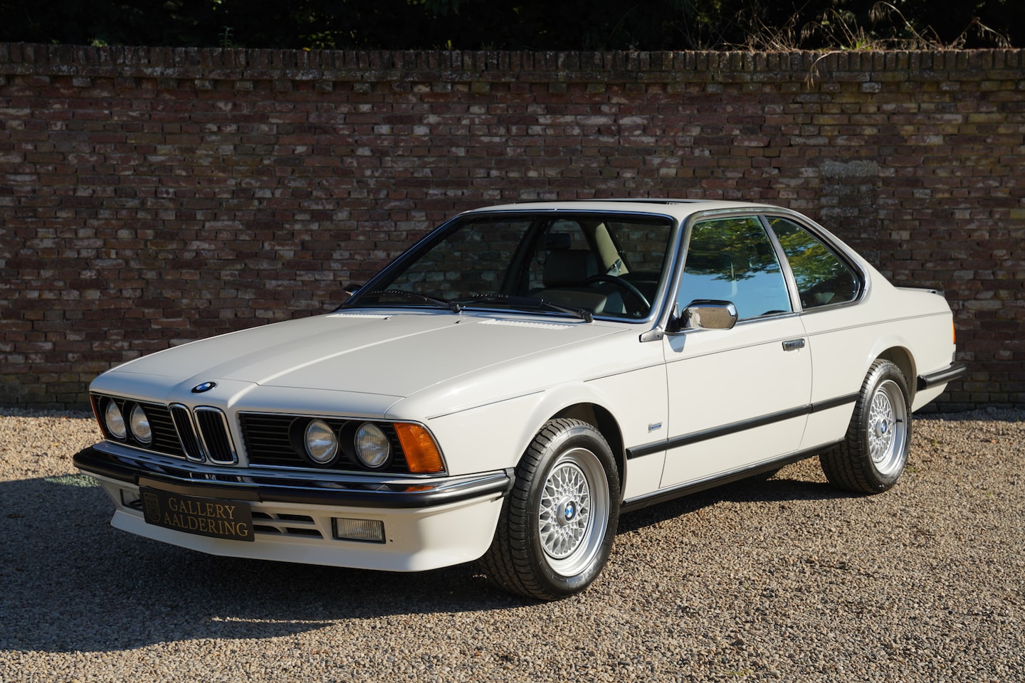 BMW 6-serie - 635 CSi "Sonderausstattung" 33.000 km!! Executed with Buffalo Leather from factory - "3 Fa - AutoWereld.nl