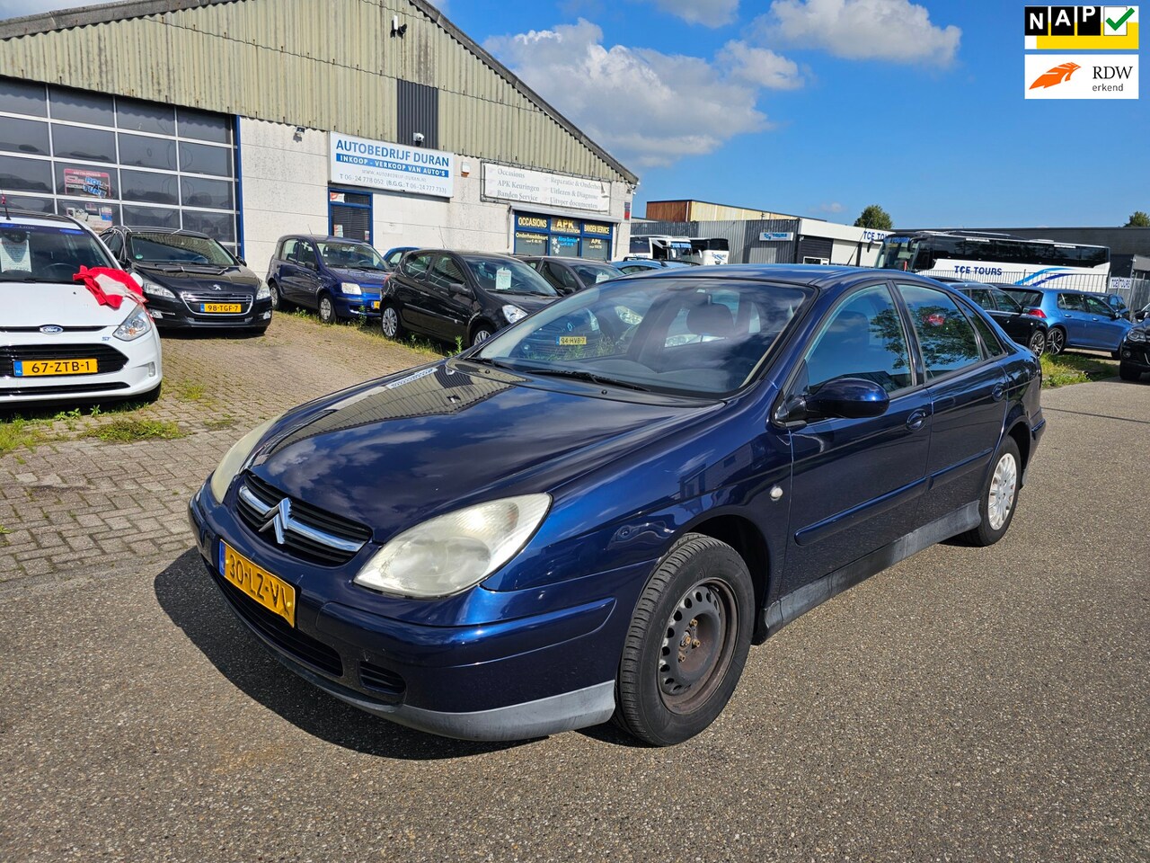 Citroën C5 - 1.8-16V Différence Clima Bj:2003 NAP! - AutoWereld.nl