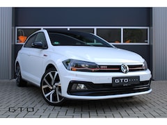 Volkswagen Polo - 2.0 TSI GTI Stoelverwarming / PDC / Digitaal Dashboard / Adaptieve Cruise