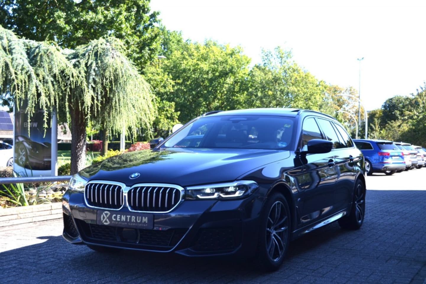 BMW 5-serie - 530I M SPORT Pano - Trekhaak - Vol - AutoWereld.nl