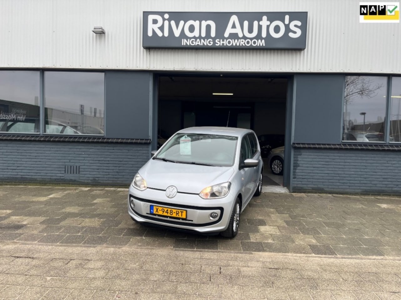 Volkswagen Up! - 1.0 CHEER UP! BLUEM. - AutoWereld.nl