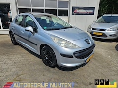 Peugeot 207 - 1.4-16V XR