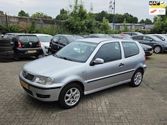 Volkswagen Polo - 1.4 Comfortline - Stuurbekrachtiging - Elek.pakket - NAP