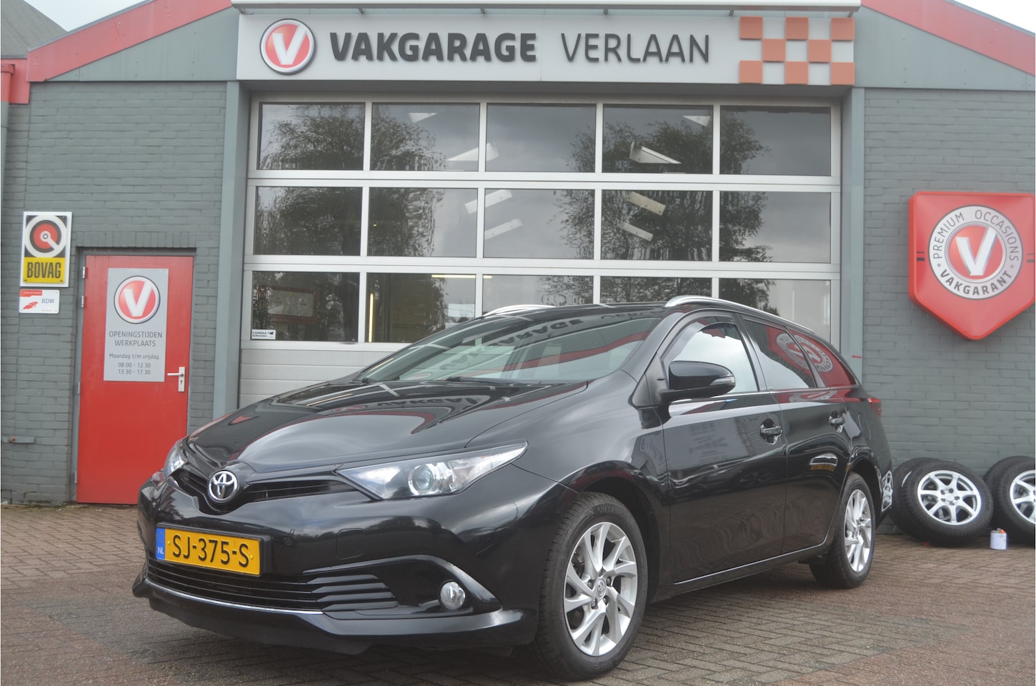 Toyota Auris Touring Sports - 12 mnd. gar.trekhaak nav. - AutoWereld.nl