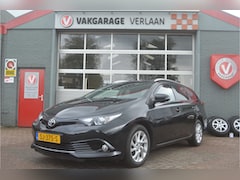 Toyota Auris - Touring Sport. LEES MEERtrekhaak nav. 1.2