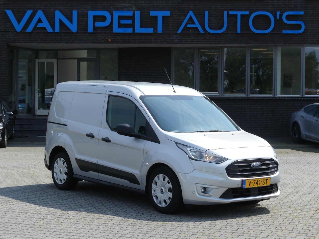 Ford Transit Connect - 1.5 EcoBlue 100PK L1 Trend / Airco / Schuifdeur - AutoWereld.nl