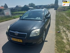 Toyota Avensis Wagon - 1.8 VVTi Linea Luna