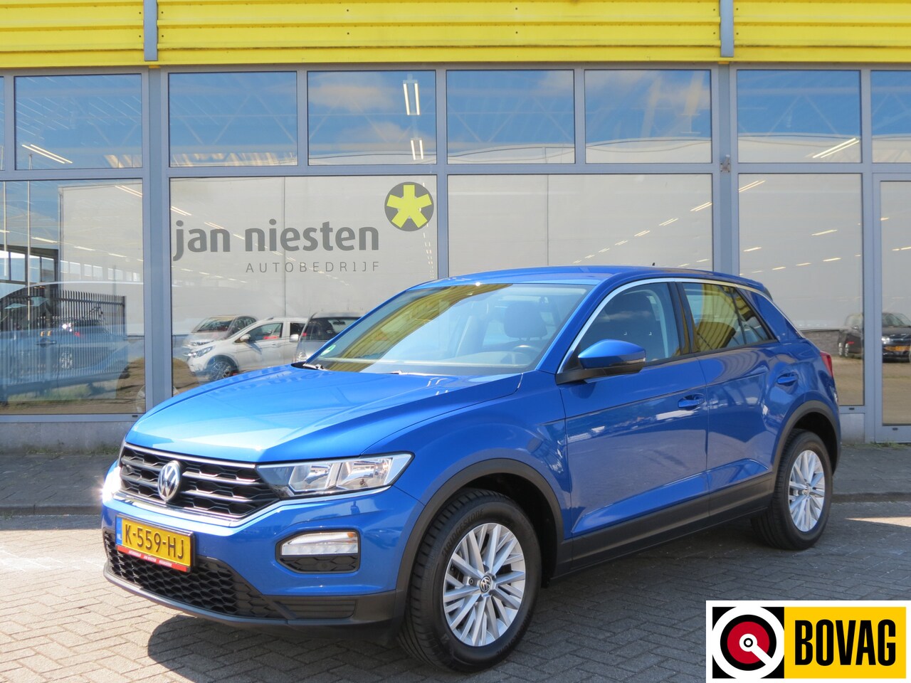 Volkswagen T-Roc - 1.0 TSI | Navi | Trekhaak | Parkeersensoren | Stoelverwarming | Rijklaarprijs incl. 1 jaar - AutoWereld.nl