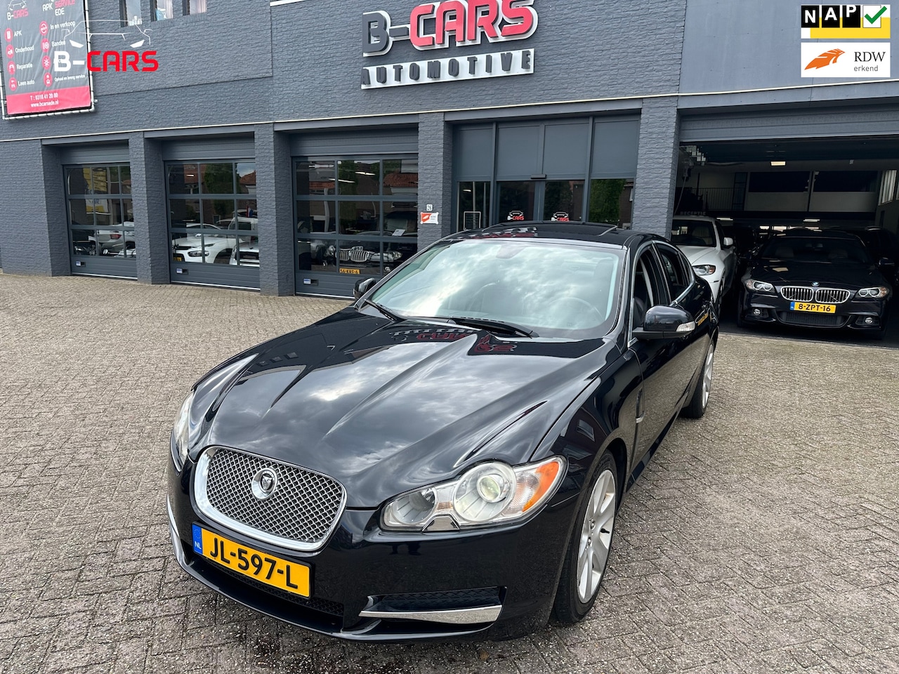 Jaguar XF - 3.0 V6 Premium Luxury PANO|XENON|KEYLES|LEER|TOPST!! - AutoWereld.nl