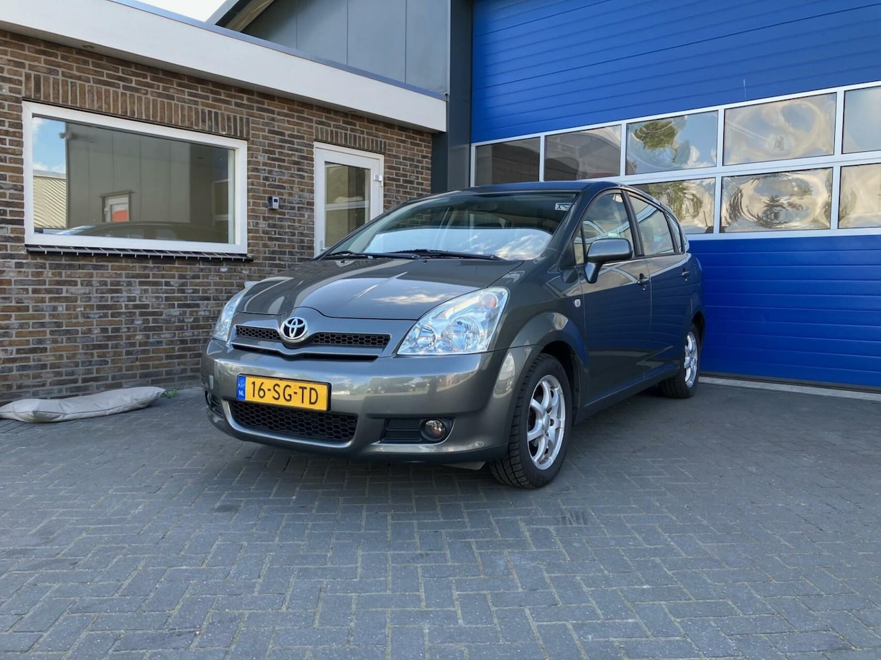 Toyota Corolla Verso - 1.6 VVT-i Sol trekhaak cruise - AutoWereld.nl