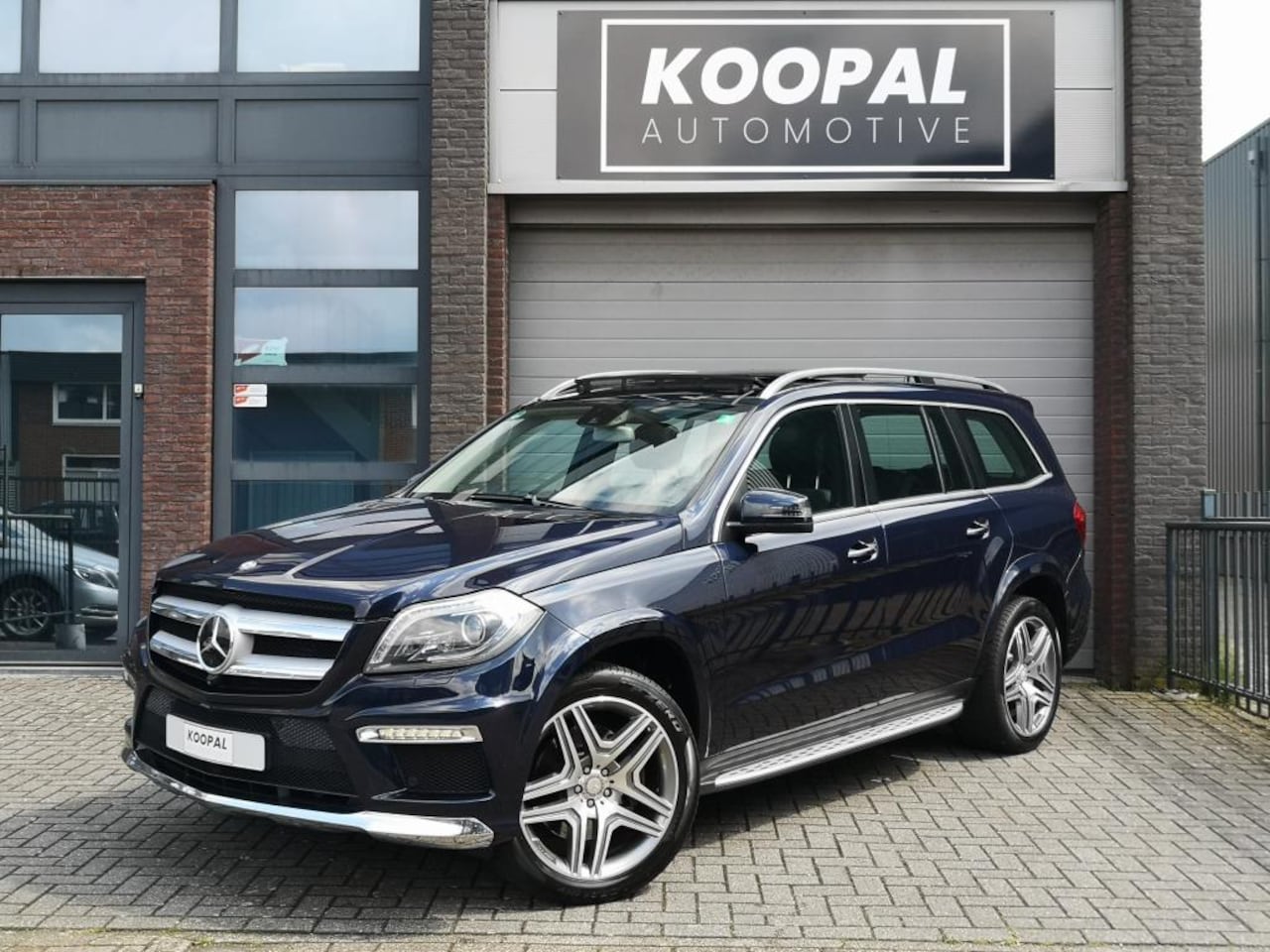 Mercedes-Benz GL-klasse - 350 BlueTEC 4-Matic | AMG | PANO | ACC - AutoWereld.nl