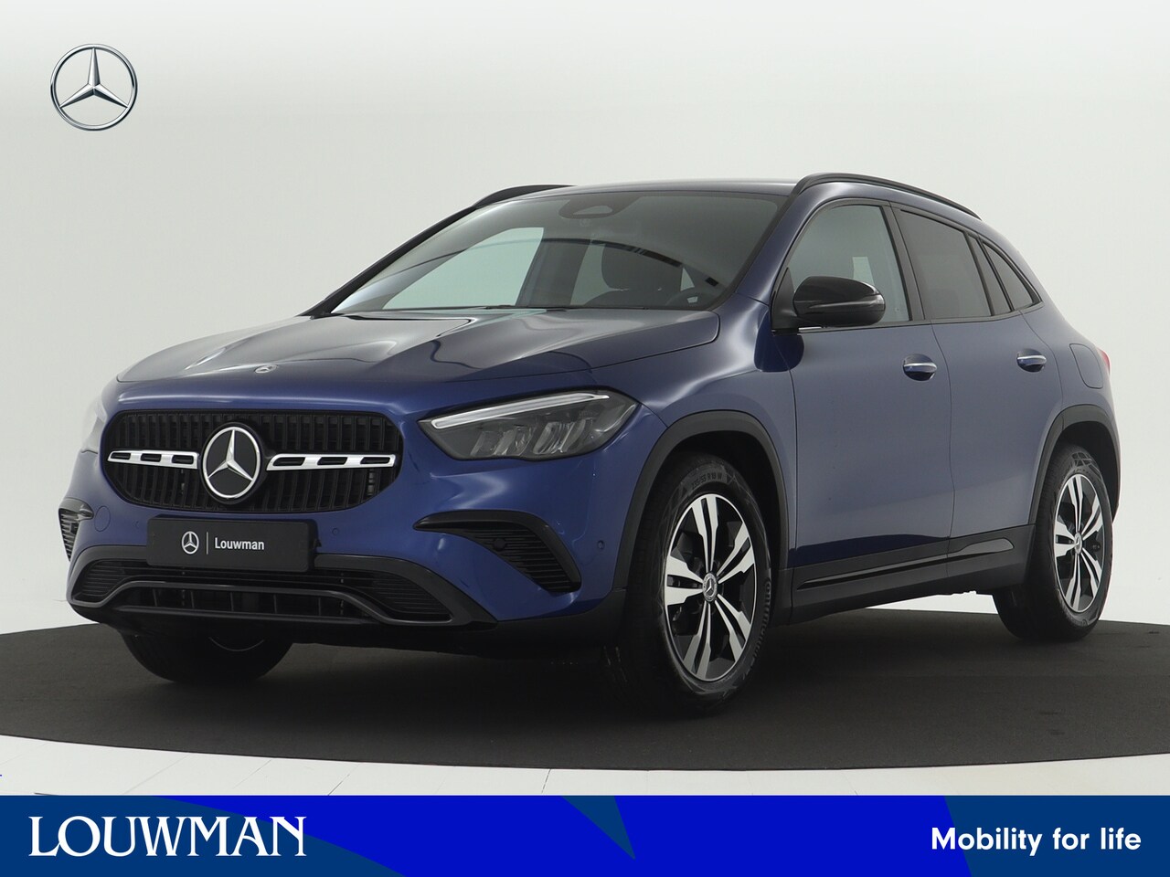 Mercedes-Benz GLA-Klasse - 180 Star Edition Luxury Line | Trekhaak | Nightpakket | Dodehoekassistent | Keyless-Go com - AutoWereld.nl