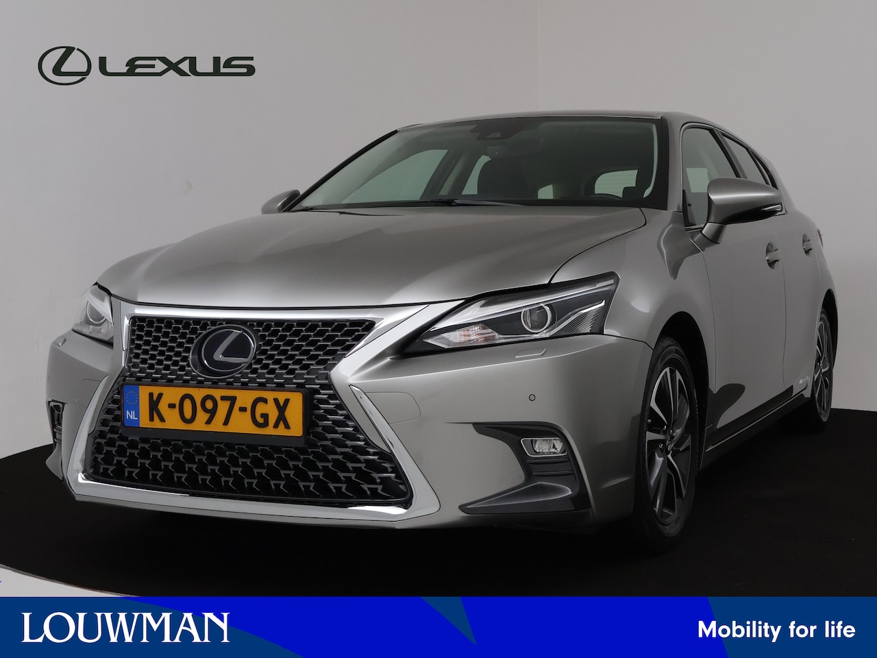 Lexus CT 200h - Ultimate Edition | Moderne Verkeersassistentie | LED Koplampen | Spraakbediening | - AutoWereld.nl