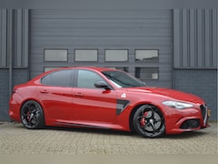 Alfa Romeo Giulia - 2.9 V6 Quadrifoglio | DEALERONDERHOUDEN | CARBON SPORTSTOELEN |