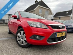 Ford Focus Wagon - 1.6 Titanium