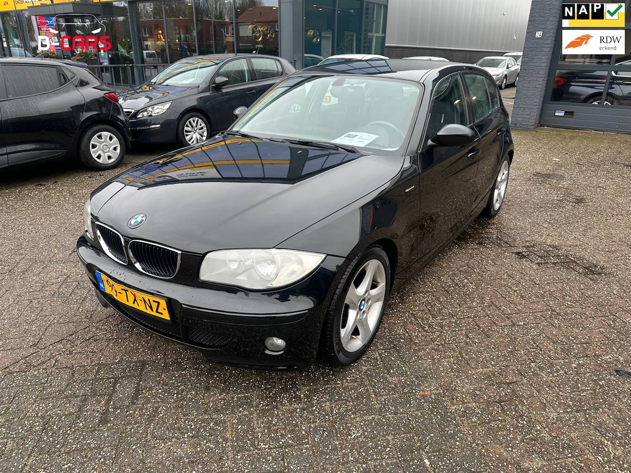 BMW 1-serie - 116i M-SPORT|CRUISE|AIRCO|NAP| - AutoWereld.nl