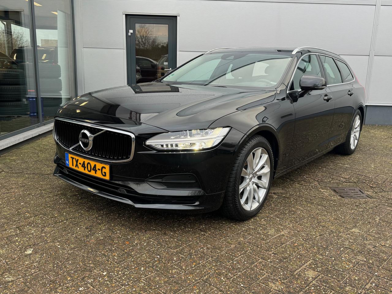 Volvo V90 - T4 190PK | LEDER | DEALERONDERHOUD - AutoWereld.nl