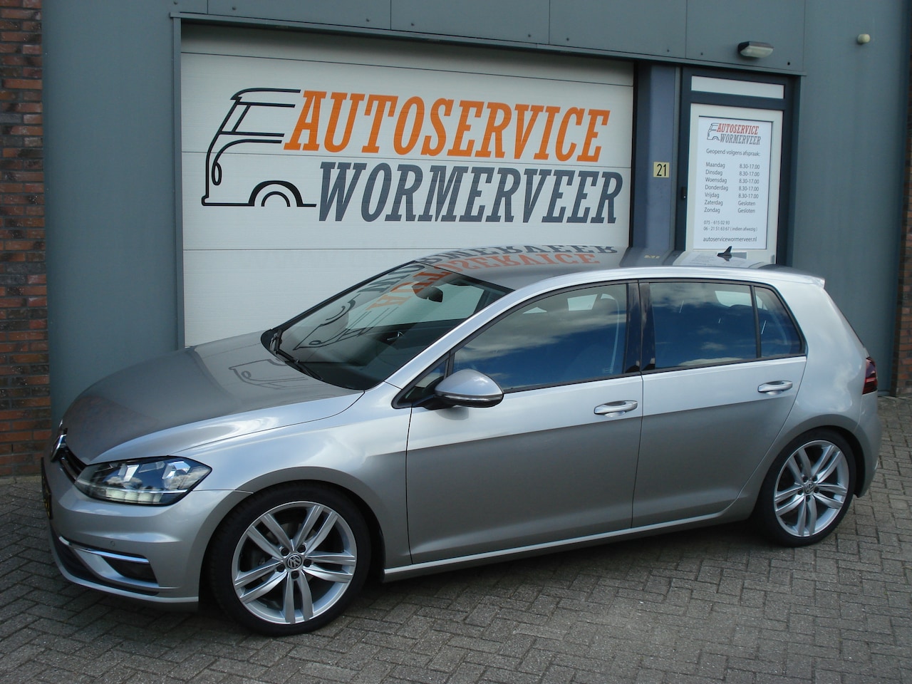 Volkswagen Golf - 1.0 TSI Comfortline Business - AutoWereld.nl