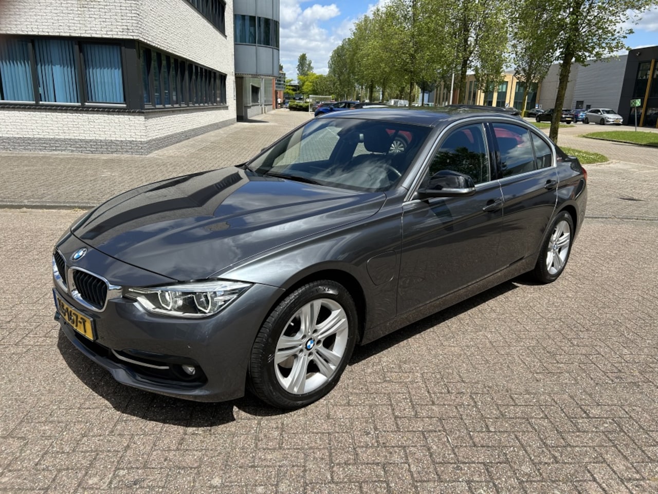 BMW 3-serie - 330e Cent.Hi.Ex. - AutoWereld.nl